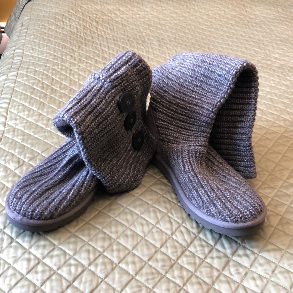 Gray Uggs